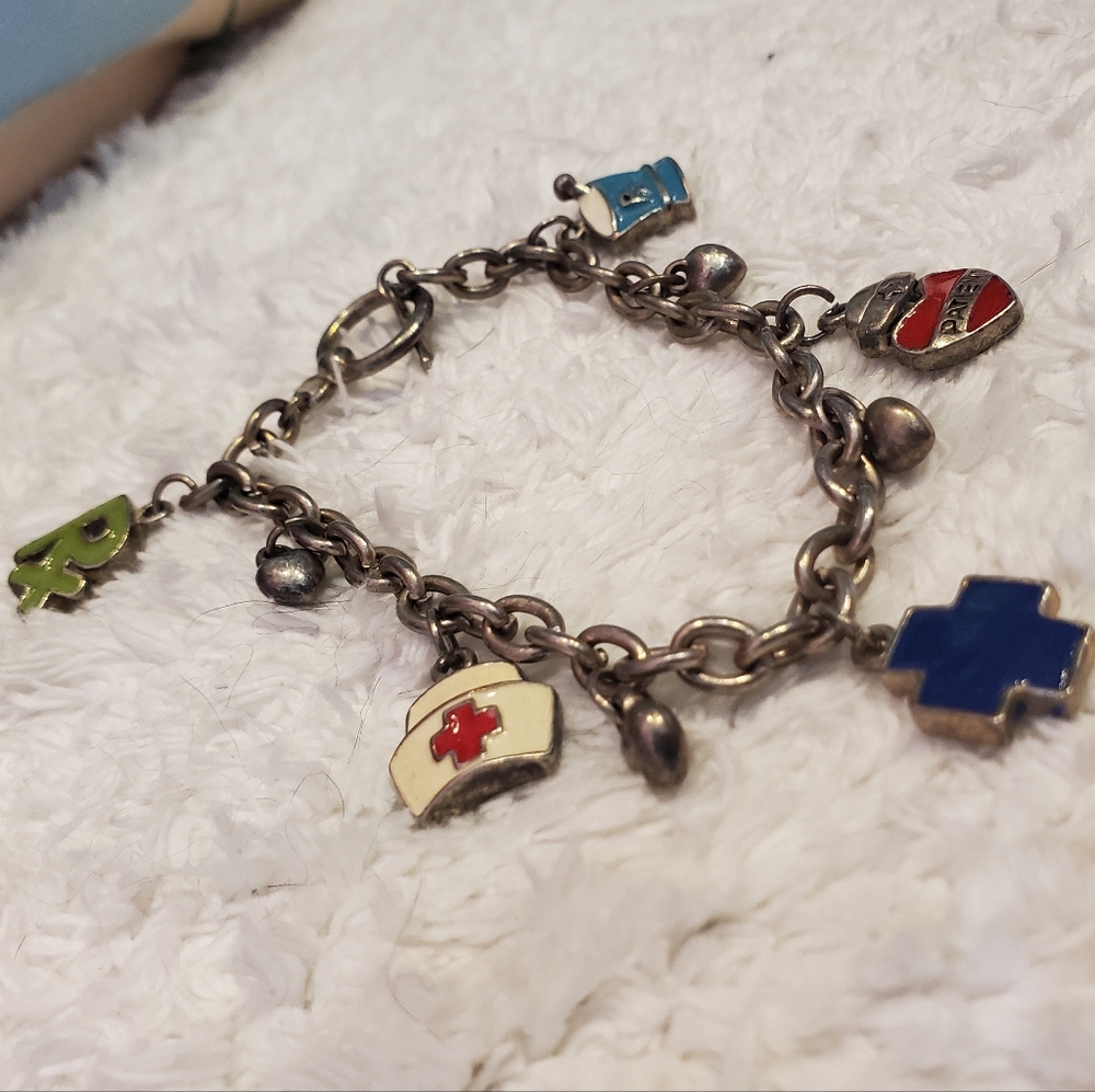 Vintage Nurses Charm Bracelet - Picture 3 of 8